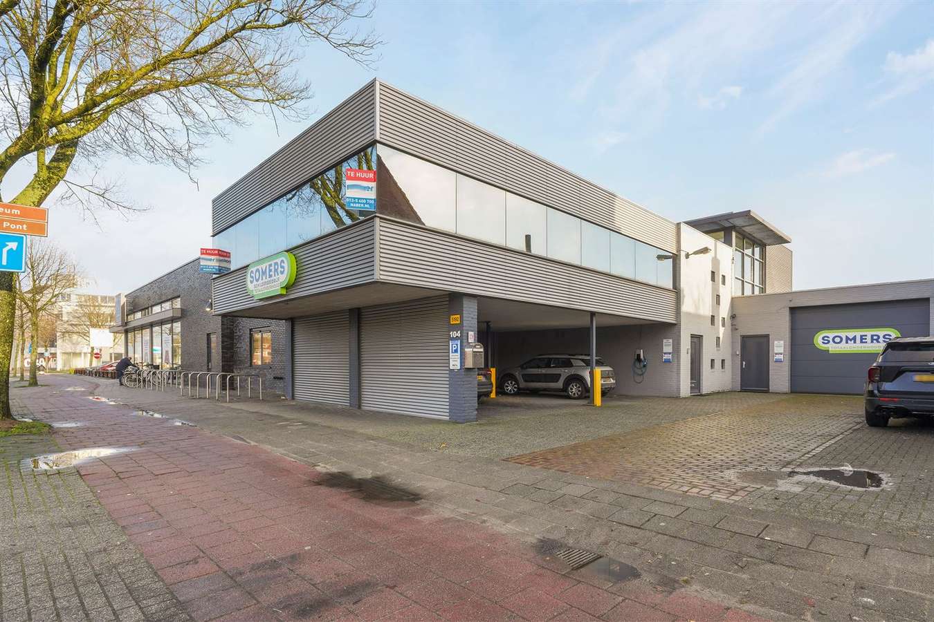 Ringbaan-Oost 104 Ringbaan-Oost 104