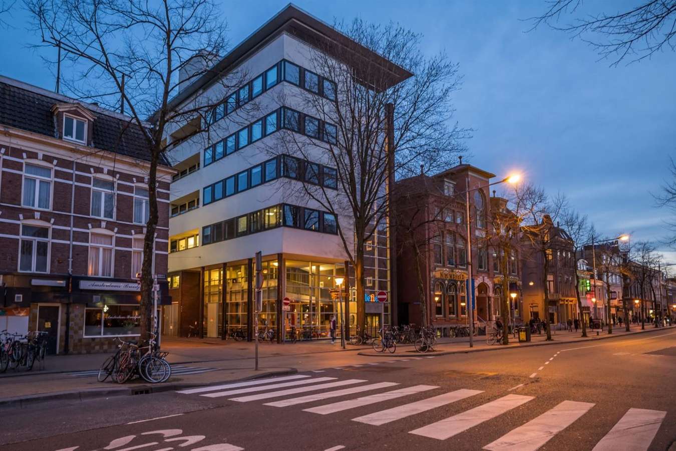 Gedempte Zuiderdiep 22 Gedempte Zuiderdiep 22