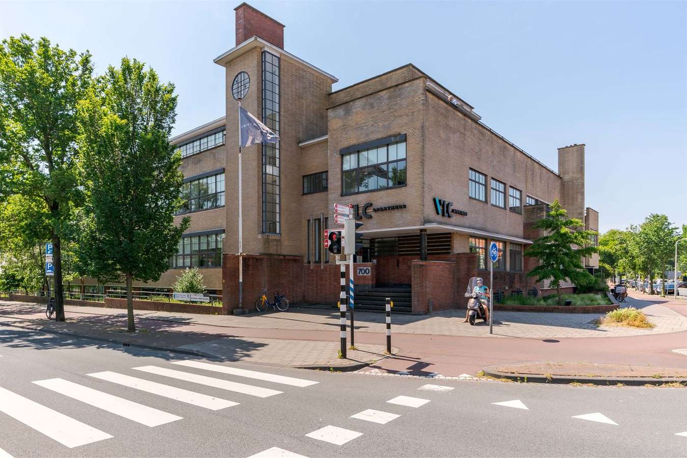 Van Alkemadelaan 700 Van Alkemadelaan 700