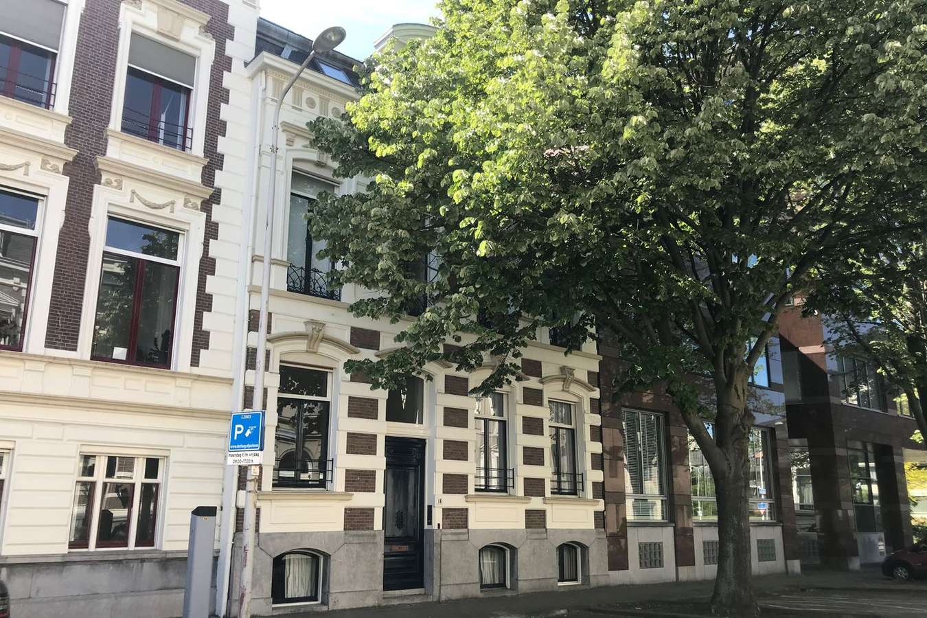 Burgemeester van Karnebeeklaan 6 Burgemeester van Karnebeeklaan 6
