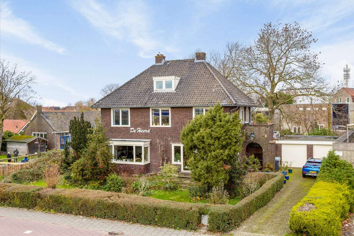 Esdoornlaan 11 Esdoornlaan 11