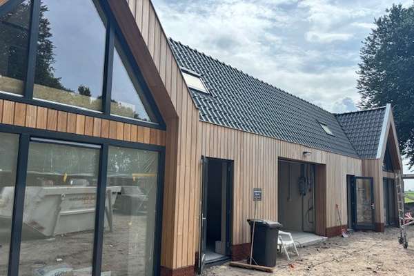 Broekermeerdijk 8 Broekermeerdijk 8