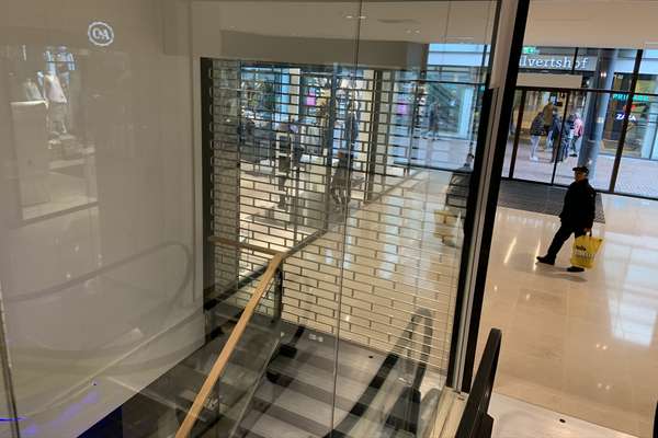 Zeedijk 14 Zeedijk 14