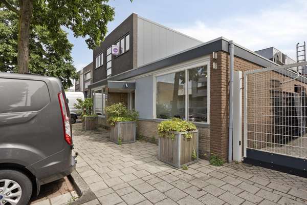 Izaak Enschedeweg 46 Izaak Enschedeweg 46