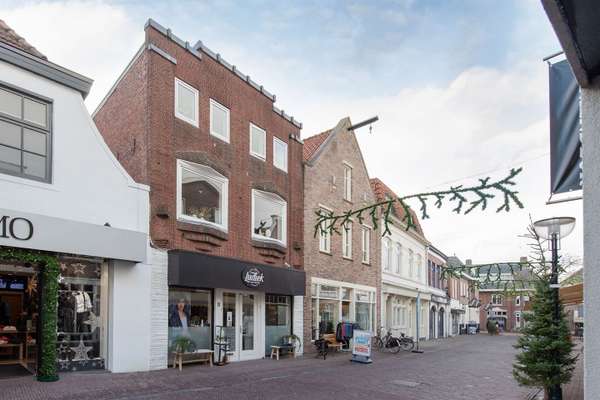 Deurningerstraat 11 Deurningerstraat 11