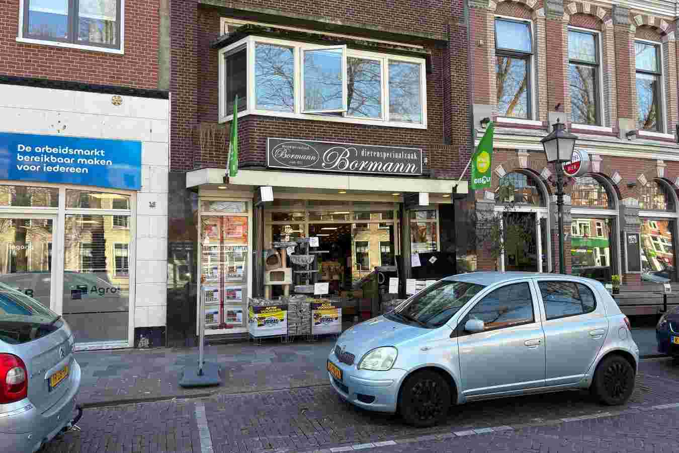 Veemarkt 15