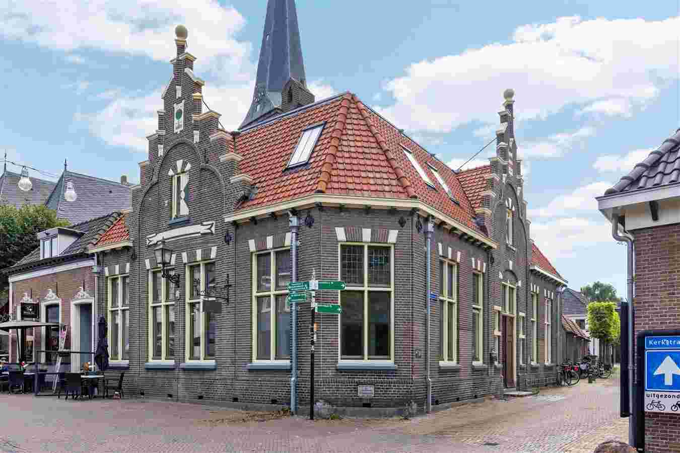 Kerkstraat 1