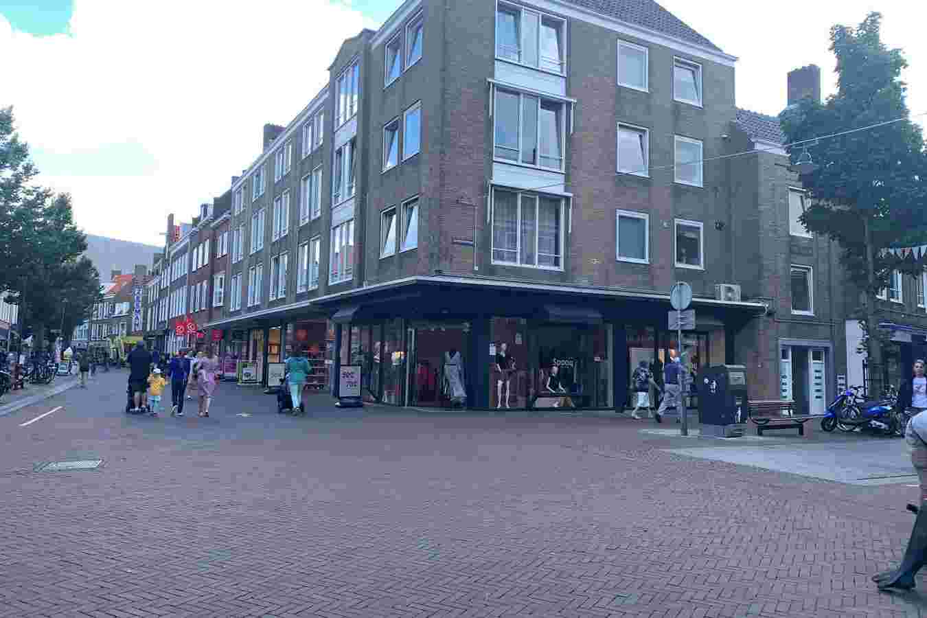 Lange Delft 46