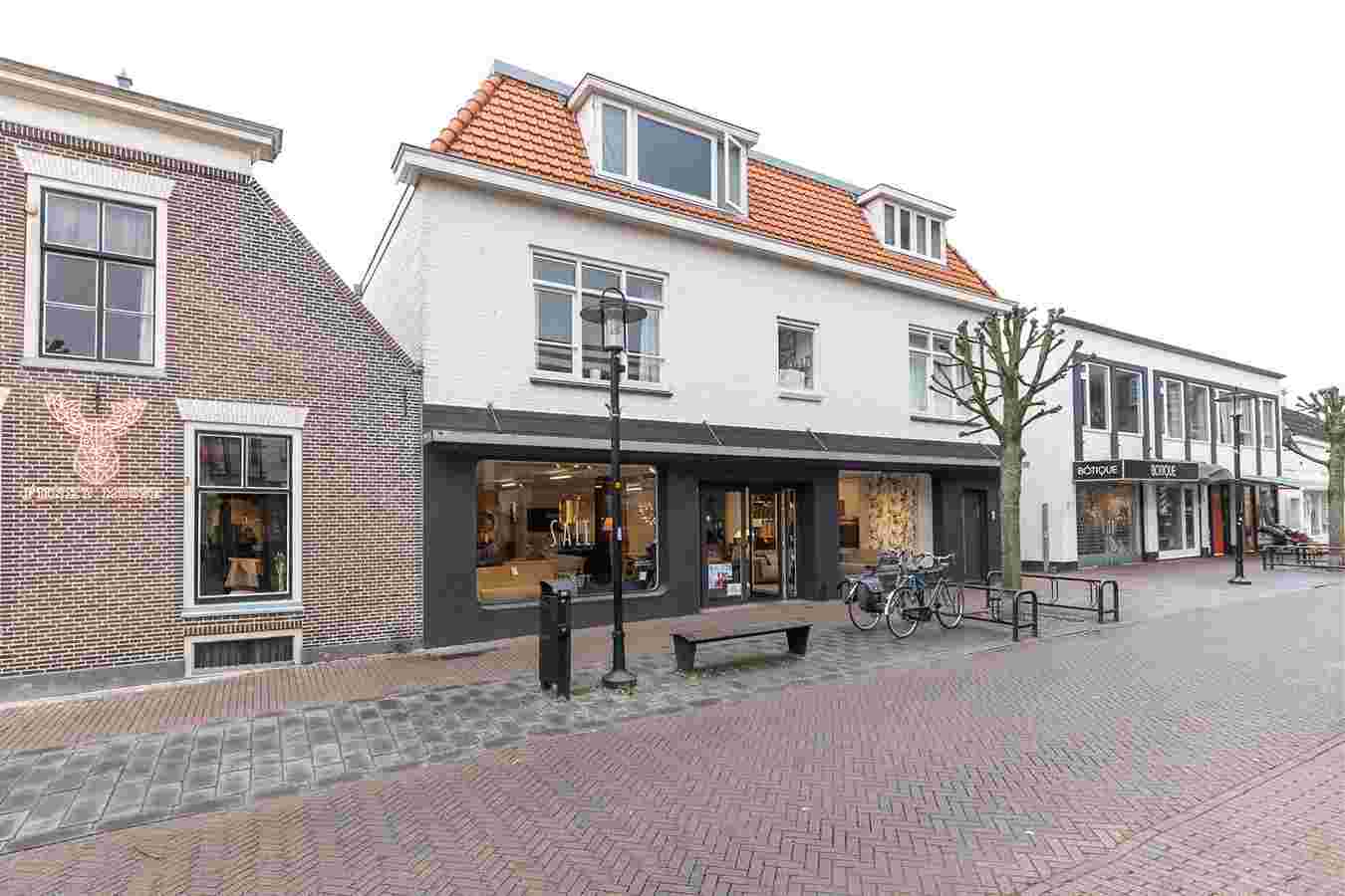 Kanaalstraat 16