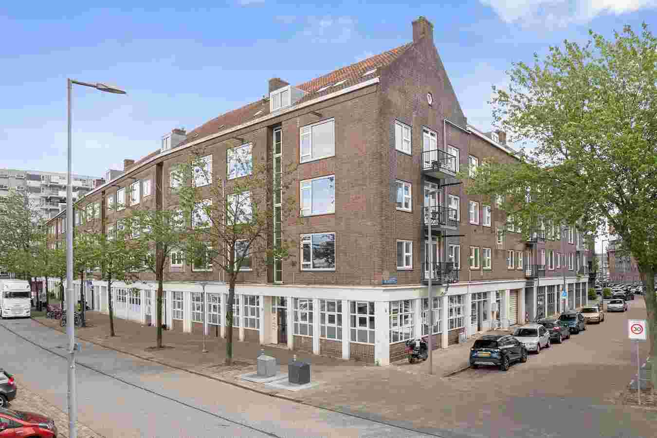 De Ruyterstraat 4-6