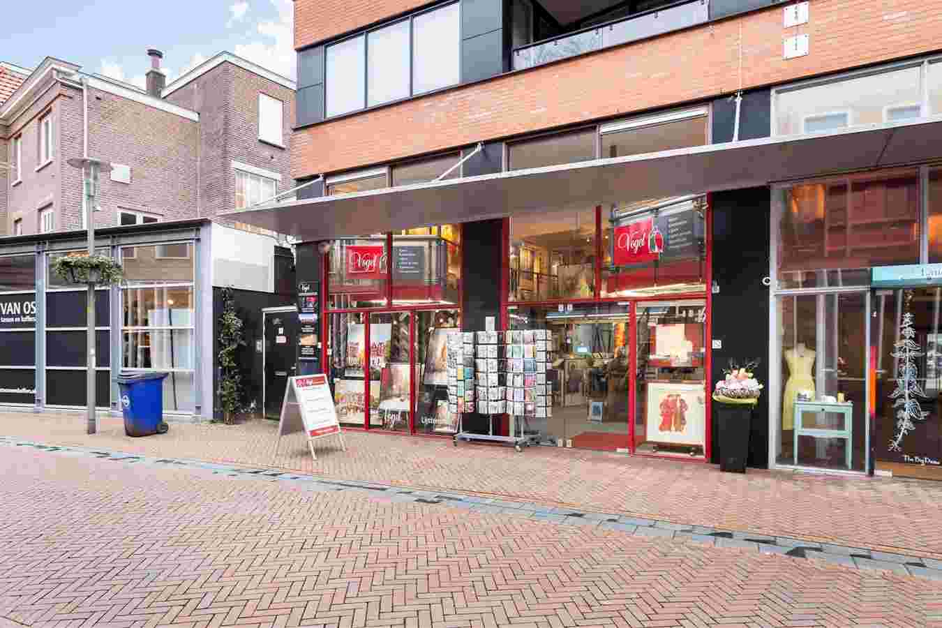 Beekstraat 1 A