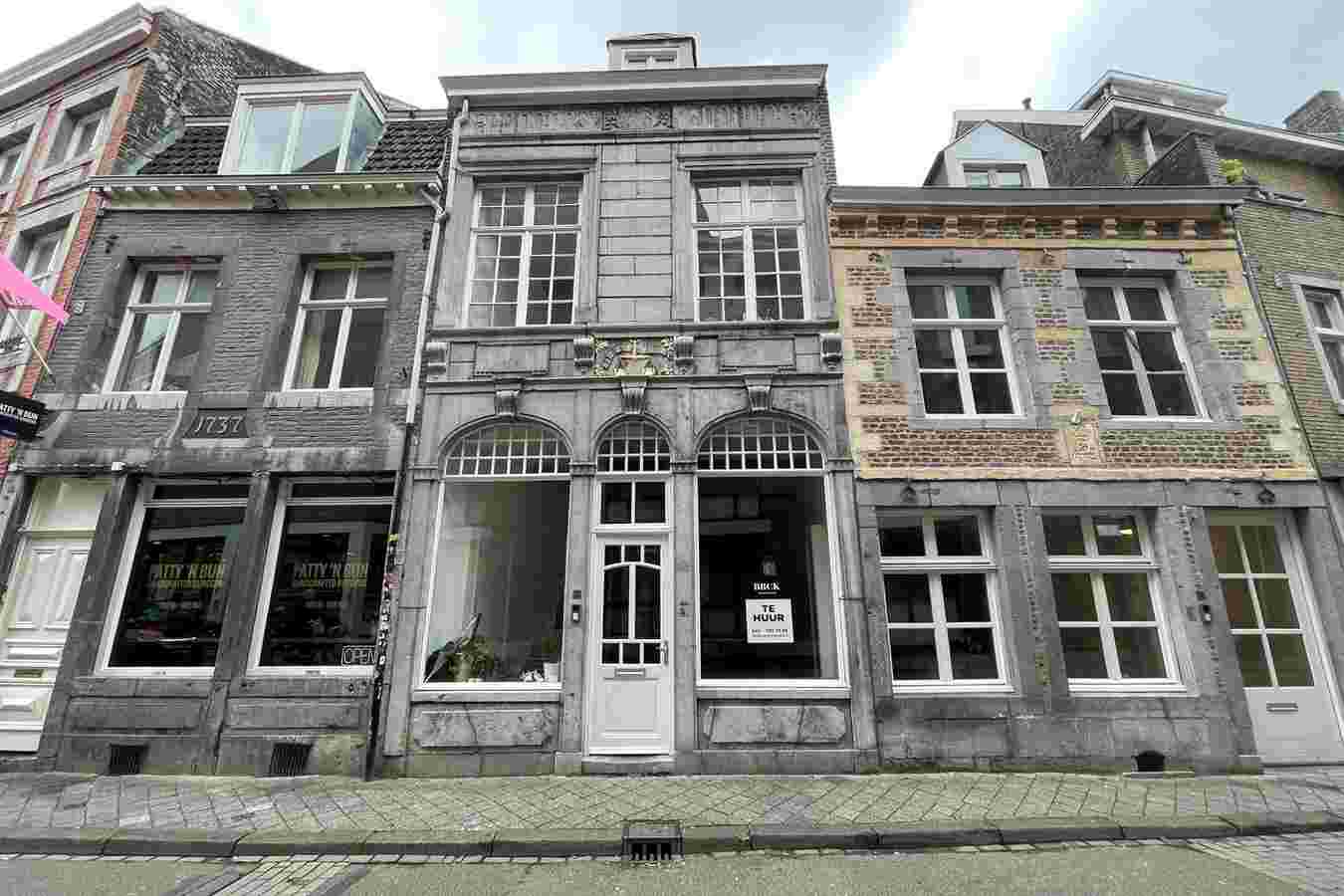 Sint Pieterstraat 48