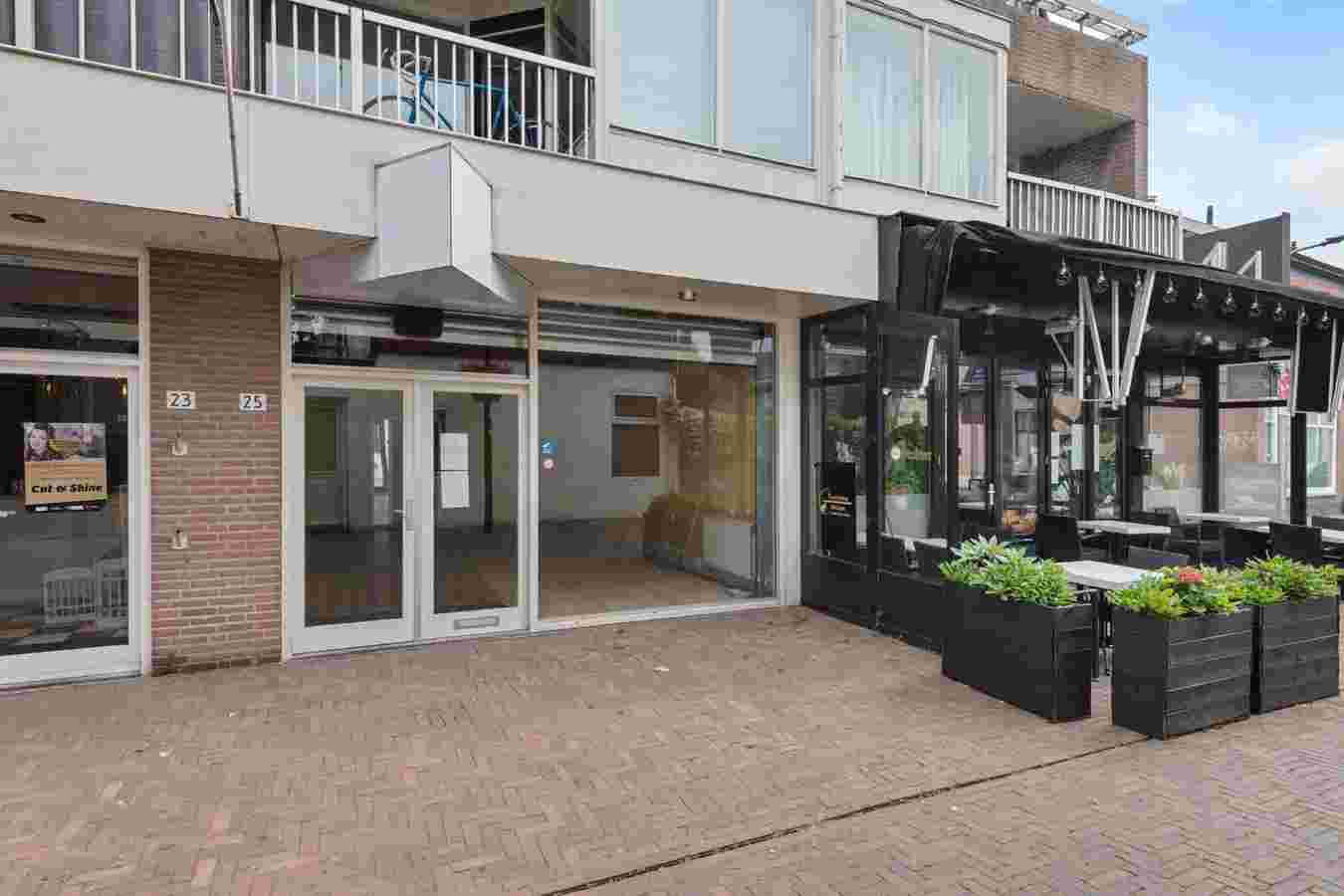 Meerstraat 25