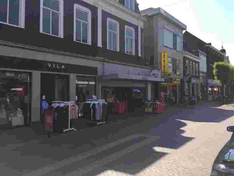 Grotestraat 64