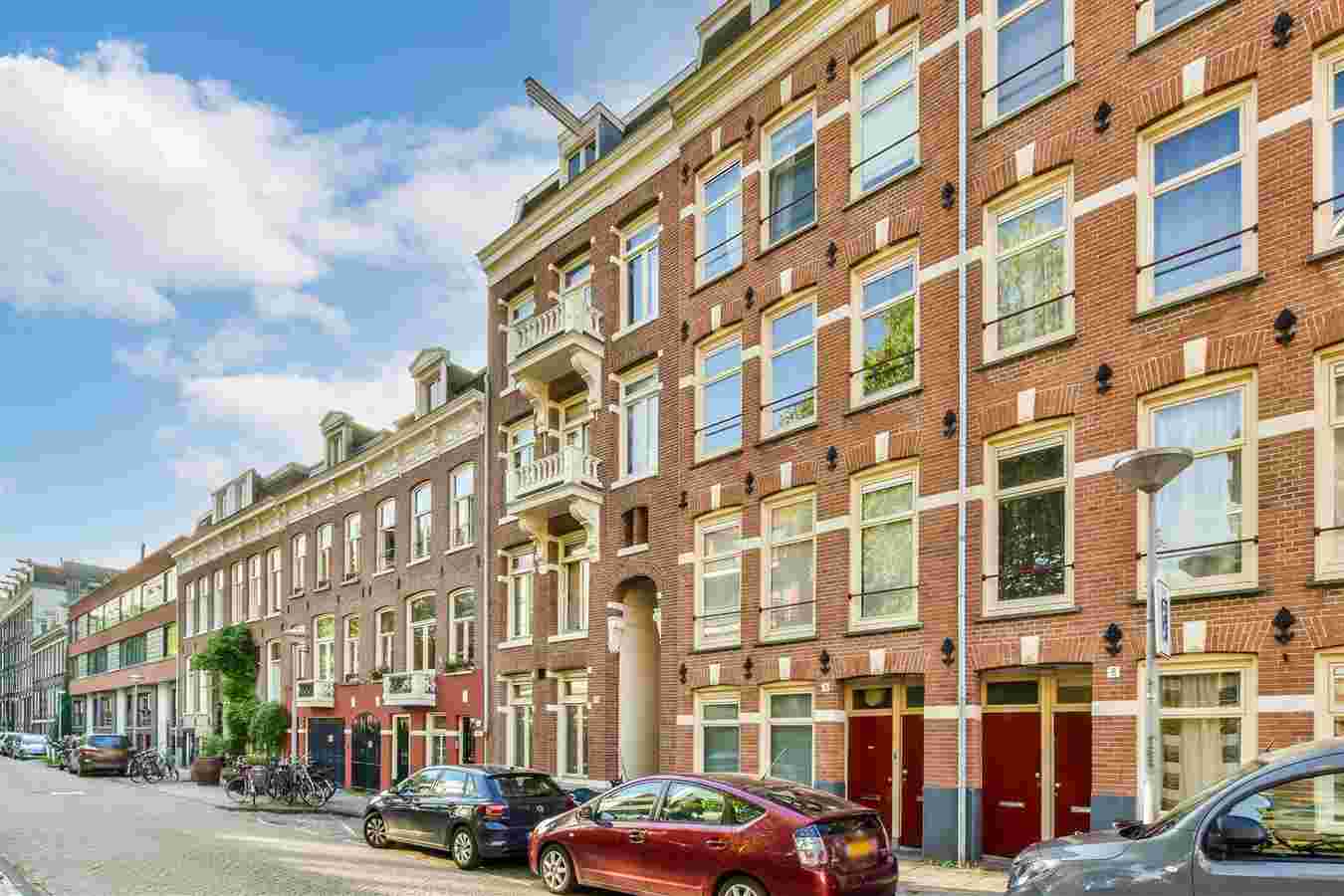 Oetewalerstraat 10