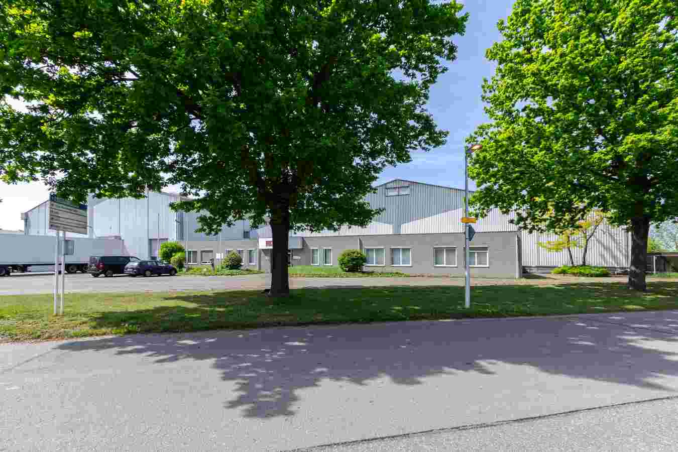 Schoenerweg 32