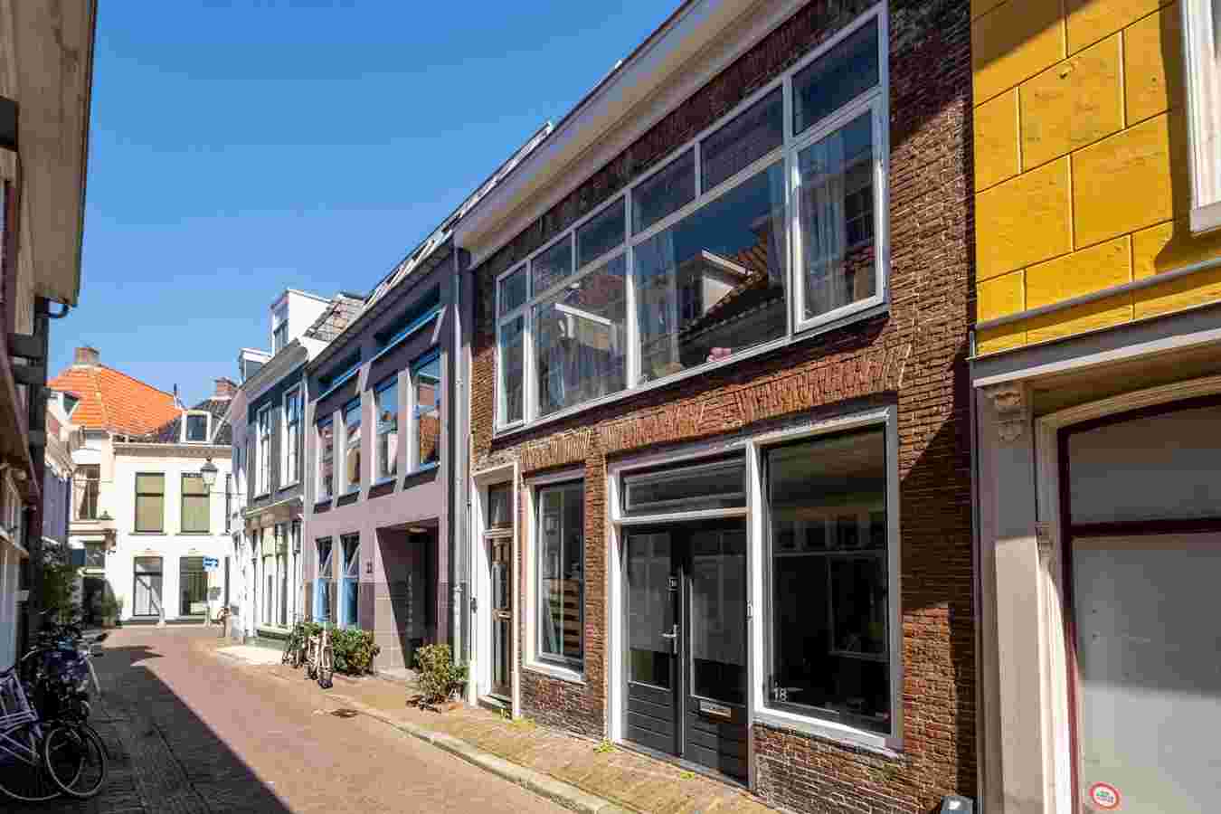 Kleine Hoogstraat 18