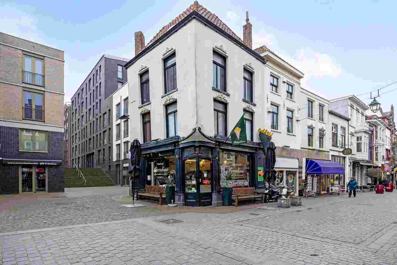 Lange Hezelstraat 23