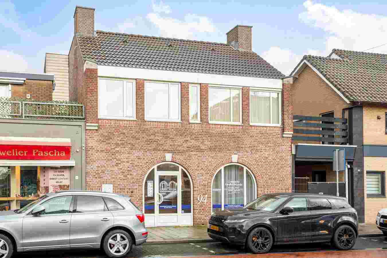 Spoorstraat 94