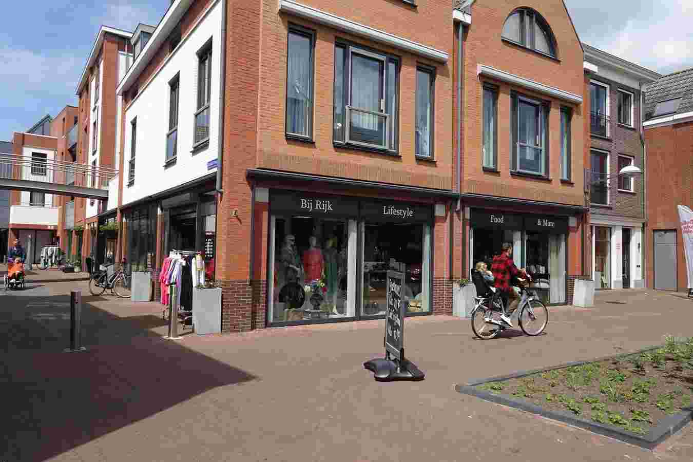 Dorpsstraat 95