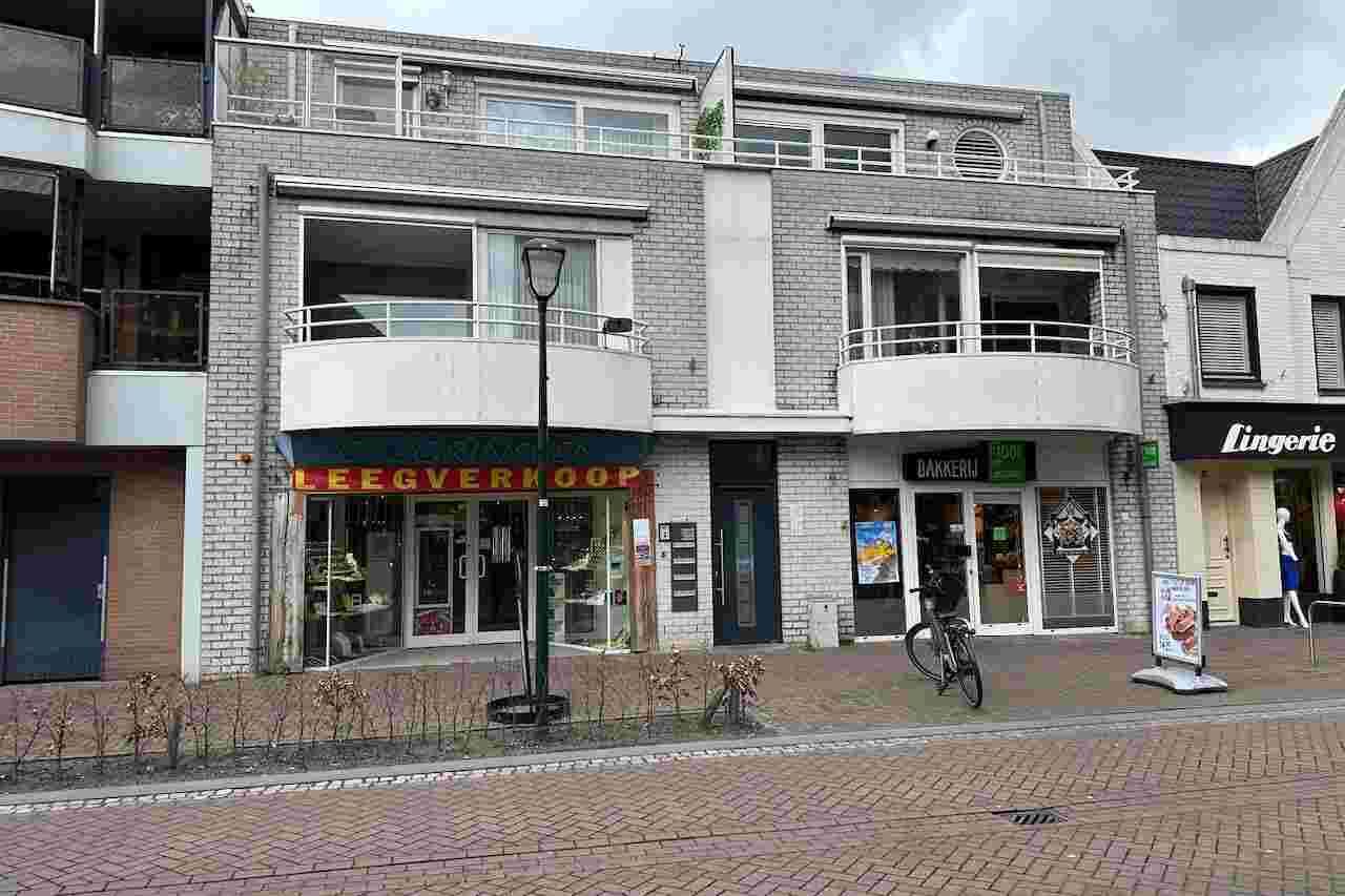Hoofdstraat 63