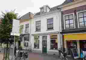 Voorstraat 8