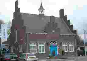 Dorpsstraat 18