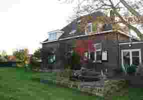 Broekstraat 8