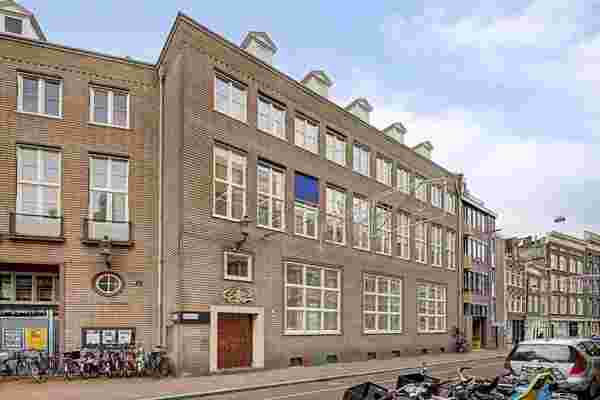 Sint Antoniesbreestraat 16