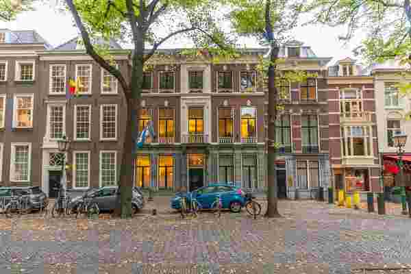 Lange Voorhout 92