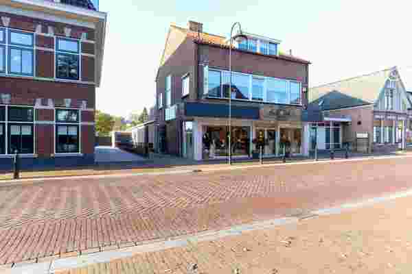 Dorpsstraat 51