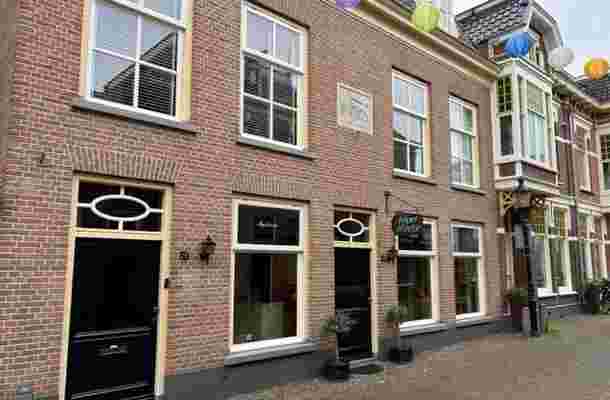 Doelenstraat 13