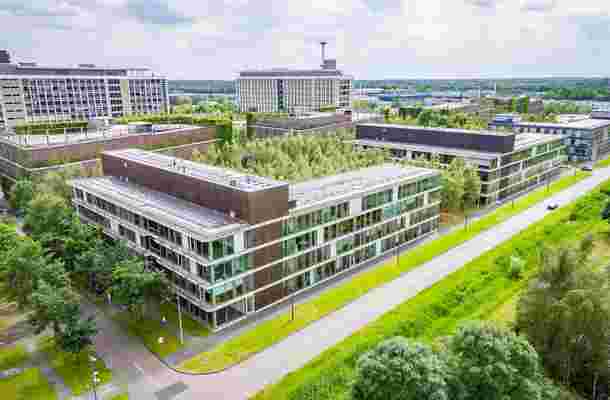 High Tech Campus 32