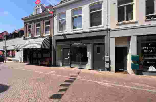 Donkerstraat 3