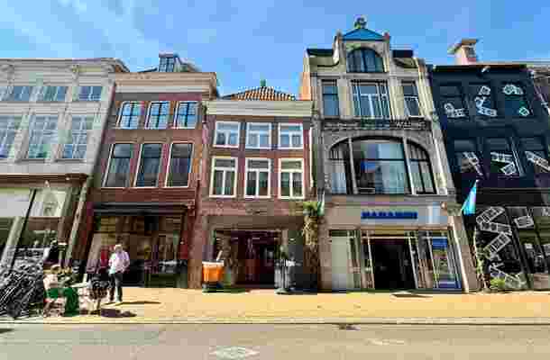 Oosterstraat 21