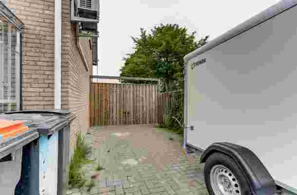 Parallelweg 6B&C