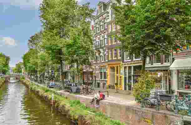 Leliegracht 8