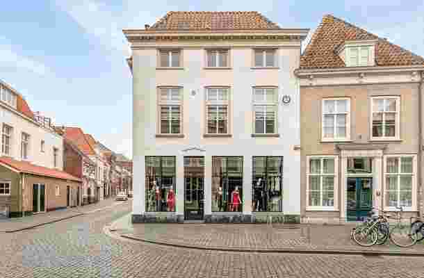 Lievevrouwestraat 7