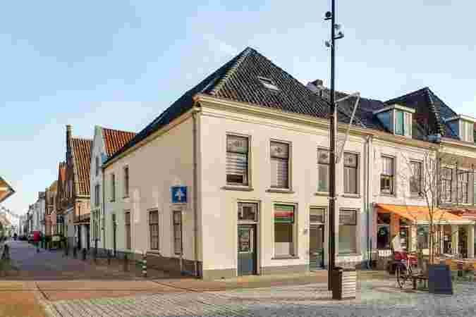 Voorstraat 6