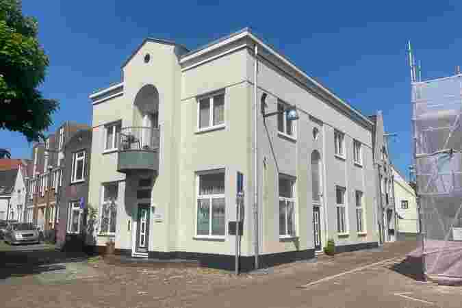 Kloosterstraat 13