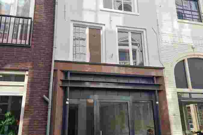 Lange Bisschopstraat 22
